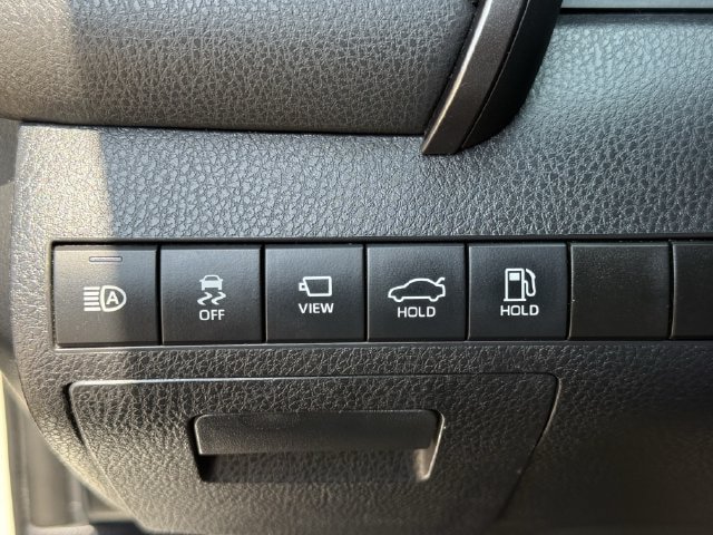 Used 2022 Toyota Camry XSE w/ Navigation Package FWD image 25