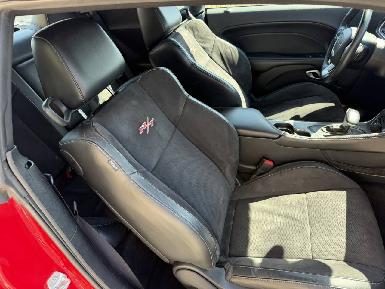 Used 2015 Dodge Challenger R/T Plus RWD image 19