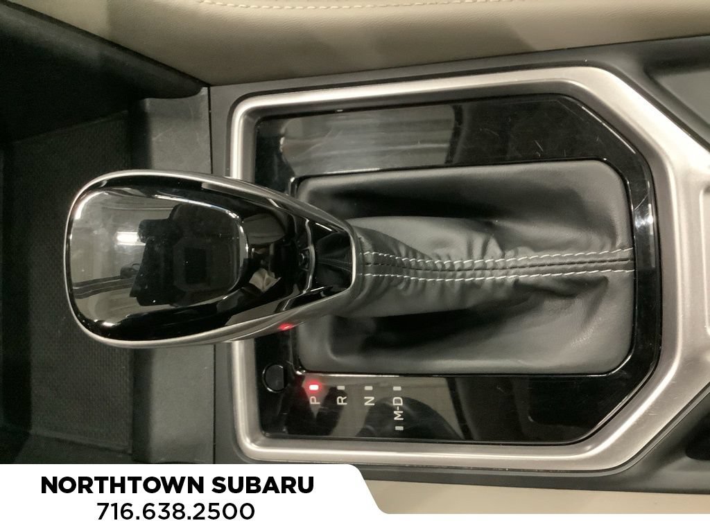 Used 2022 Subaru Forester Limited AWD/4WD image 12