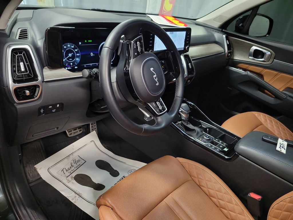 Used 2023 Kia Sorento SX Prestige image 14