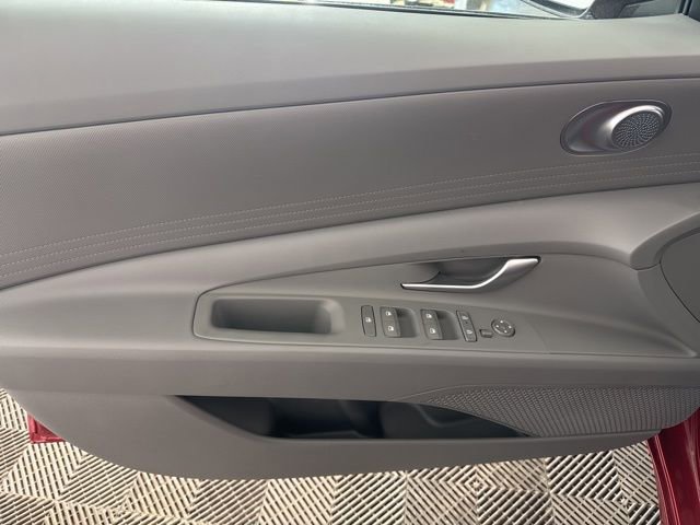 Certified 2024 Hyundai Elantra SEL image 22