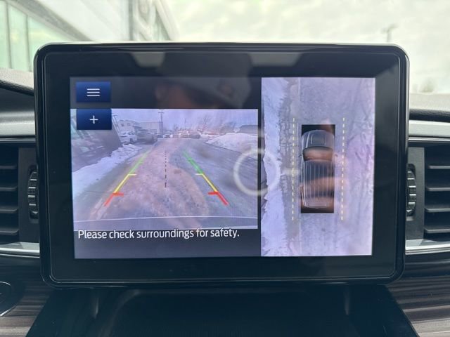 Used 2022 Ford Explorer Limited w/ Equipment Group 301A image 17