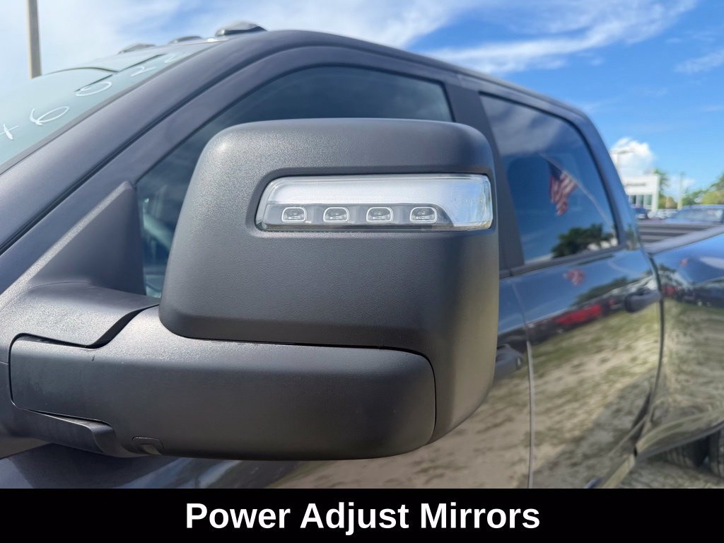 New 2026 RAM 3500 Big Horn AWD/4WD image 32