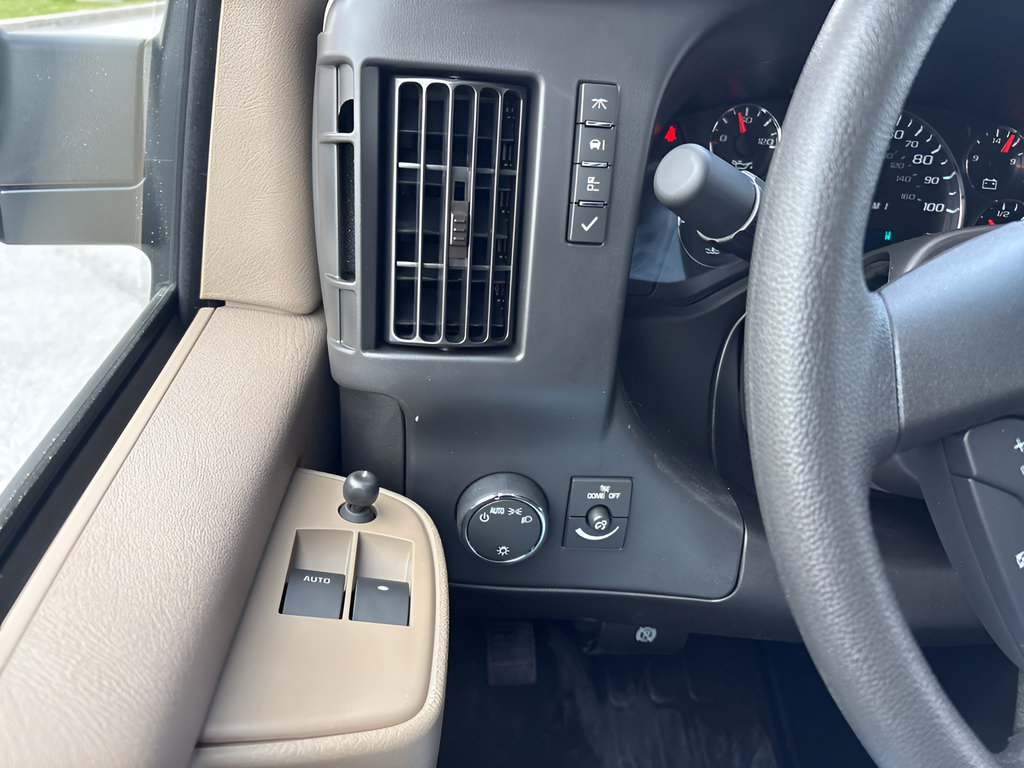 New 2025 Chevrolet Express 2500 w/ Driver Convenience Package RWD image 25