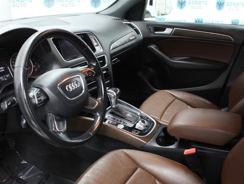 Used 2015 Audi Q5 2.0T Premium Plus w/ Technology Package image 7