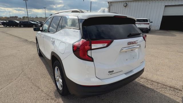 Used 2023 GMC Terrain SLE w/ Driver Convenience Package AWD/4WD image 9