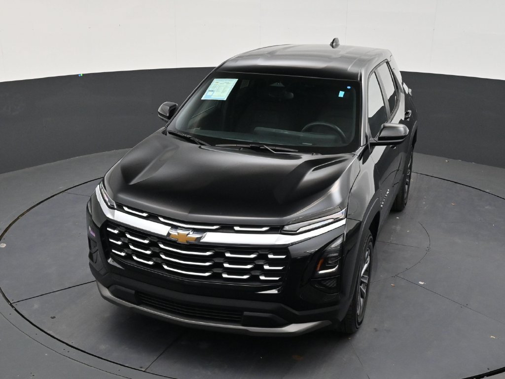 Used 2026 Chevrolet Equinox LT w/ Safety and Technology Package FWD image 19