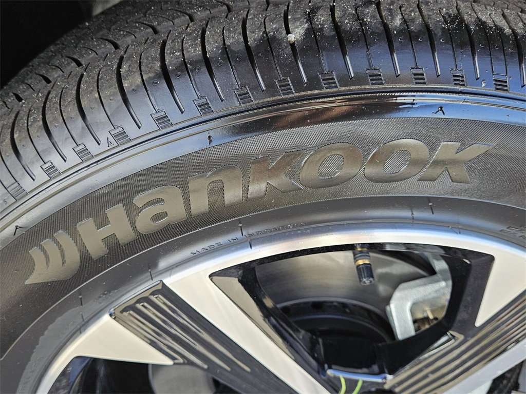 New 2025 Nissan Sentra SV w/ All-Weather Package image 14