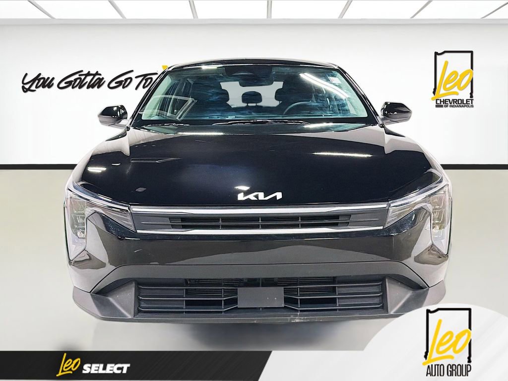Used 2025 Kia K4 LXS image 2