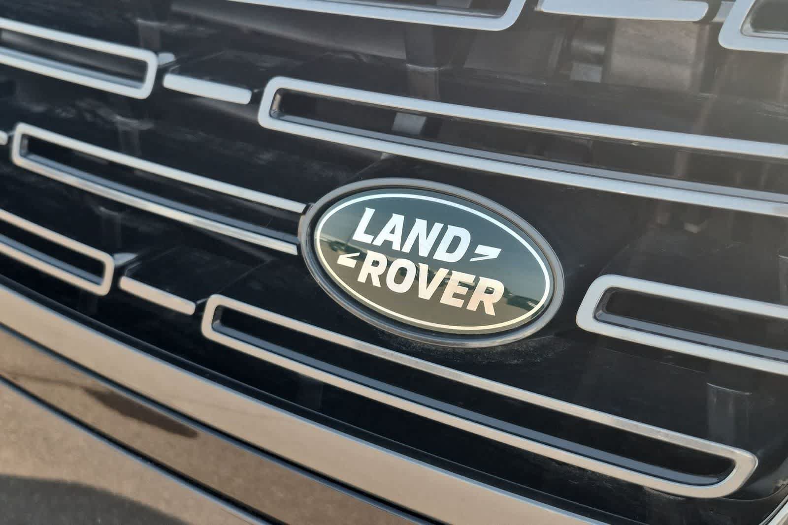 New 2026 Land Rover Range Rover Long Wheelbase SE AWD/4WD image 11