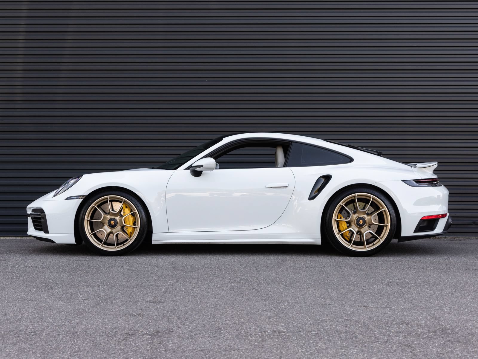 Certified 2023 Porsche 911 Turbo S AWD/4WD image 2