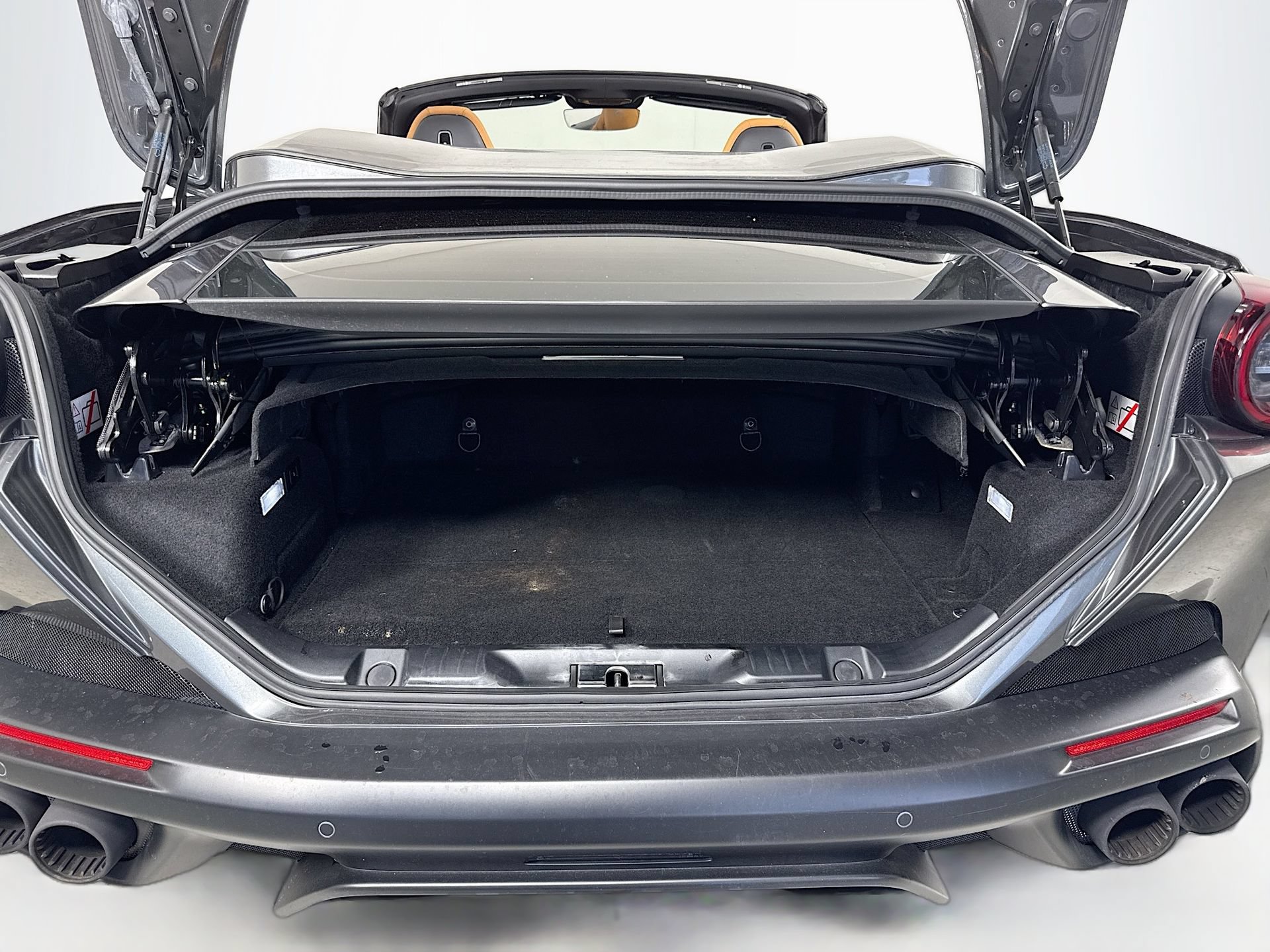 Certified 2021 Ferrari Portofino RWD image 26