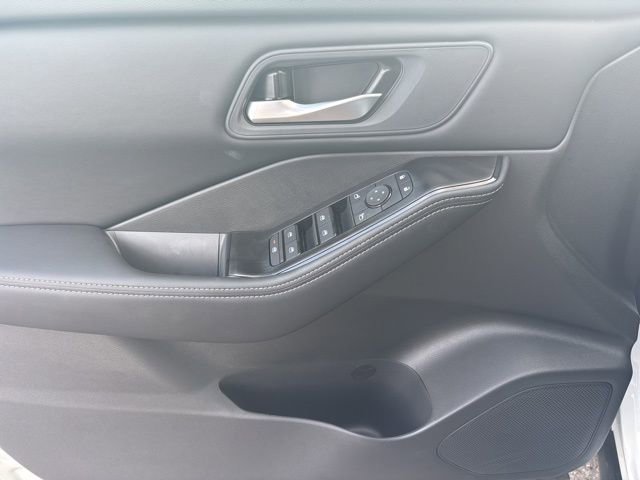 New 2026 Nissan Rogue SV image 20