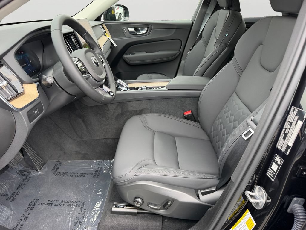 Certified 2026 Volvo XC60 B5 Plus w/ Protection Package Premier AWD/4WD image 16