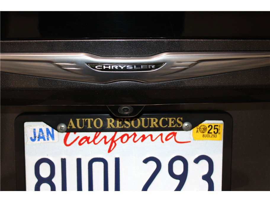 Used 2021 Chrysler Voyager Lxi image 18