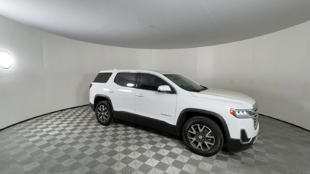 Used 2021 GMC Acadia SLE FWD image 2