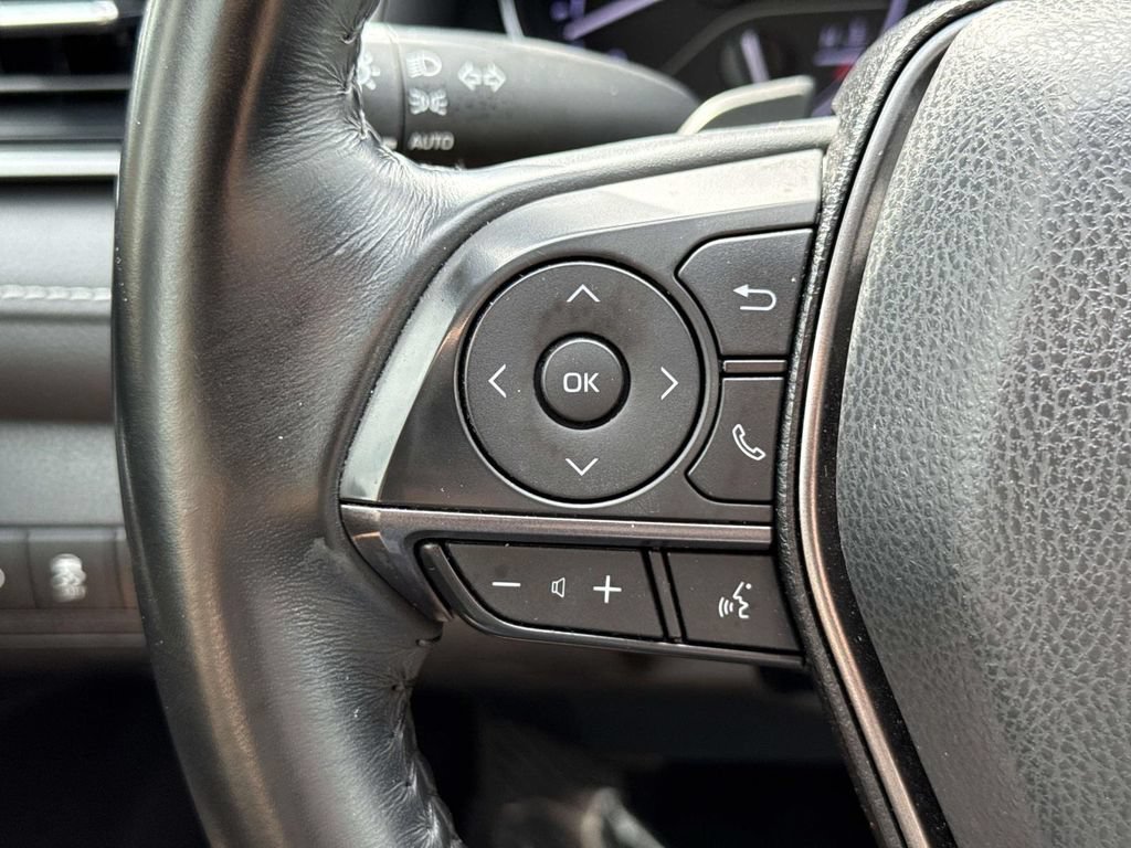 Used 2021 Toyota Camry SE FWD image 36