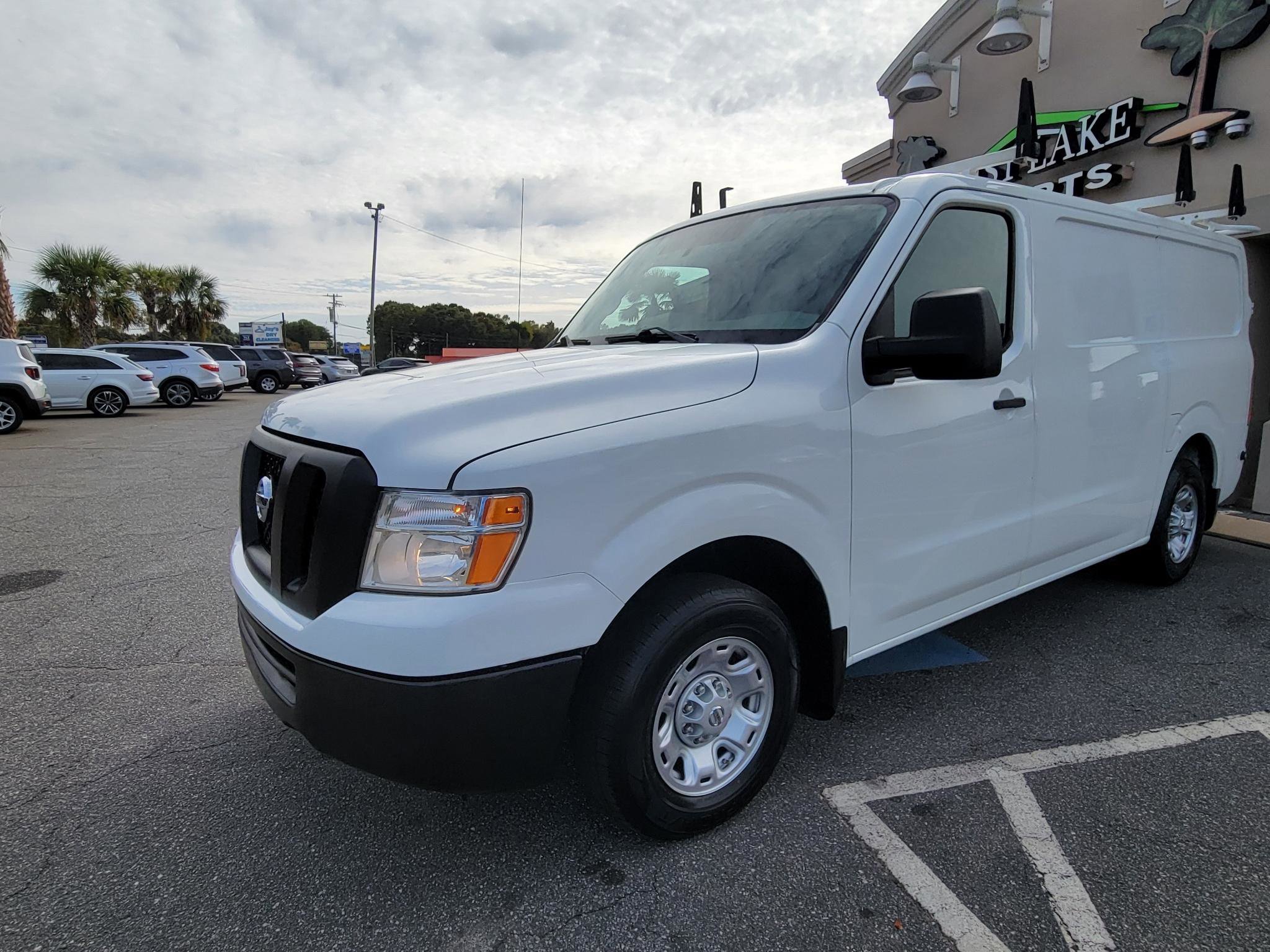 Used 2020 Nissan NV 1500 SV image 6