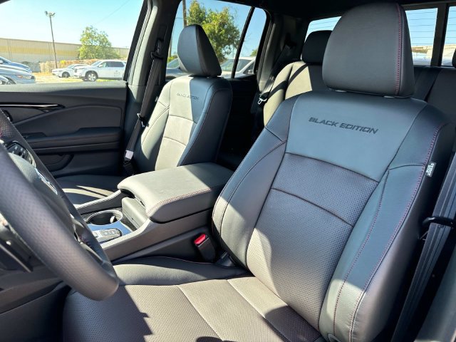 New 2026 Honda Ridgeline Black Edition image 5