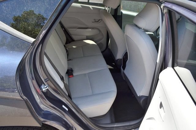Used 2024 Hyundai Kona SEL AWD/4WD image 34