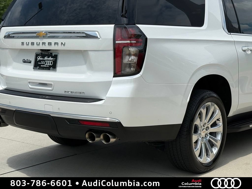 Used 2024 Chevrolet Suburban Premier w/ Premium Package AWD/4WD image 17