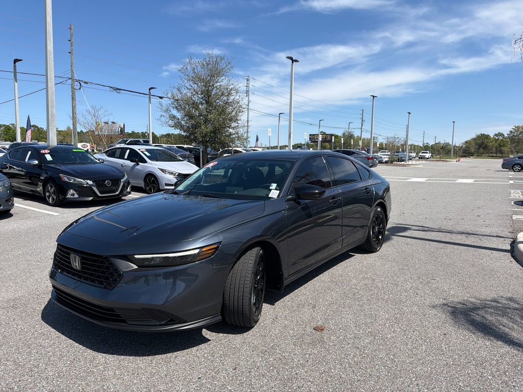 Used 2025 Honda Accord SE image 3