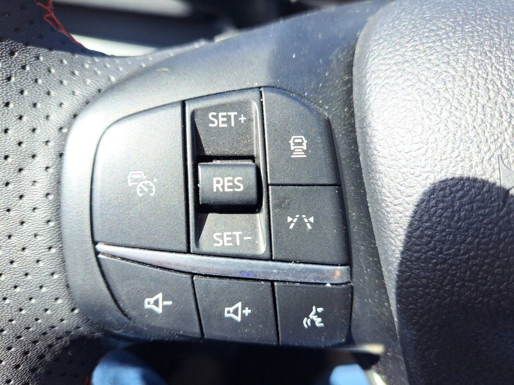 Used 2024 Ford Escape ST-Line w/ Tech Pack #1 image 31