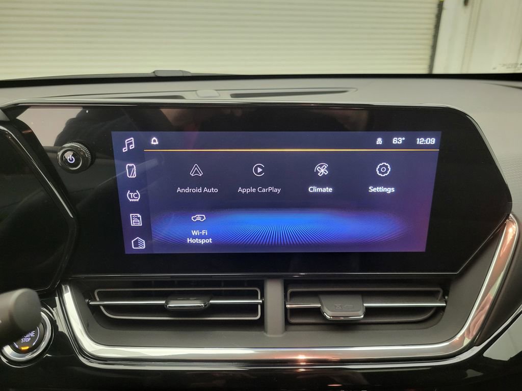 New 2026 Chevrolet Trax RS image 8