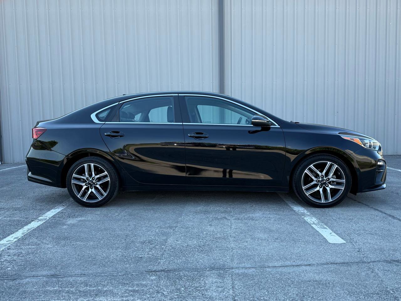 Used 2020 Kia Forte EX image 4