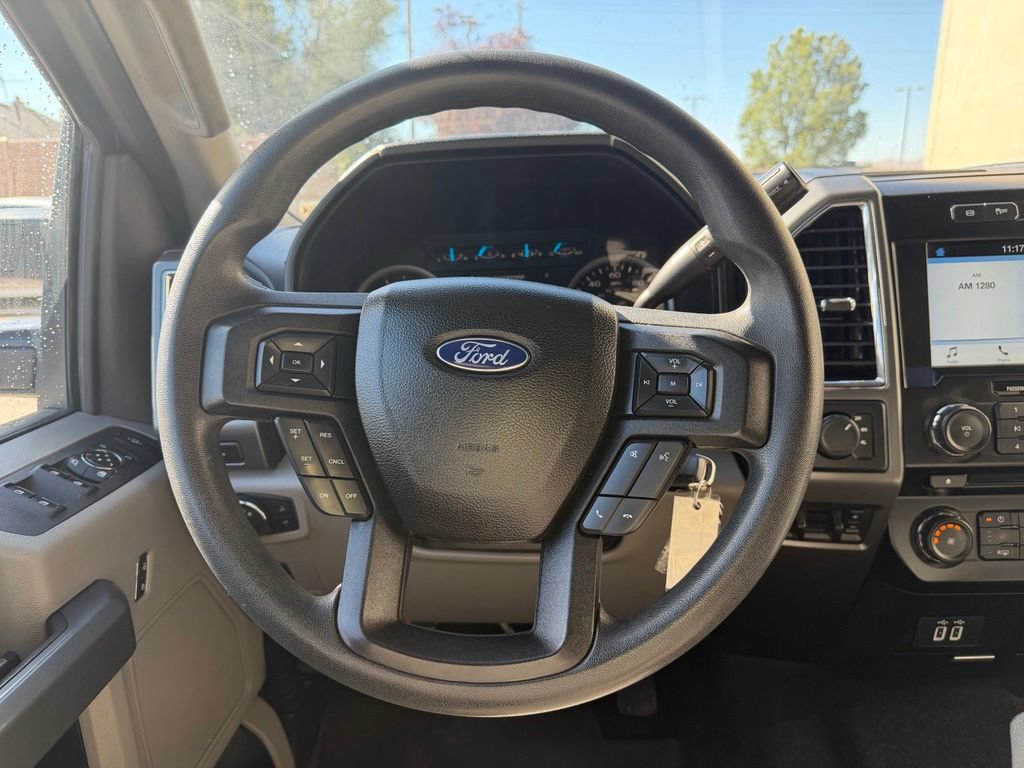 Used 2017 Ford F250 XLT w/ XLT Premium Package AWD/4WD image 9