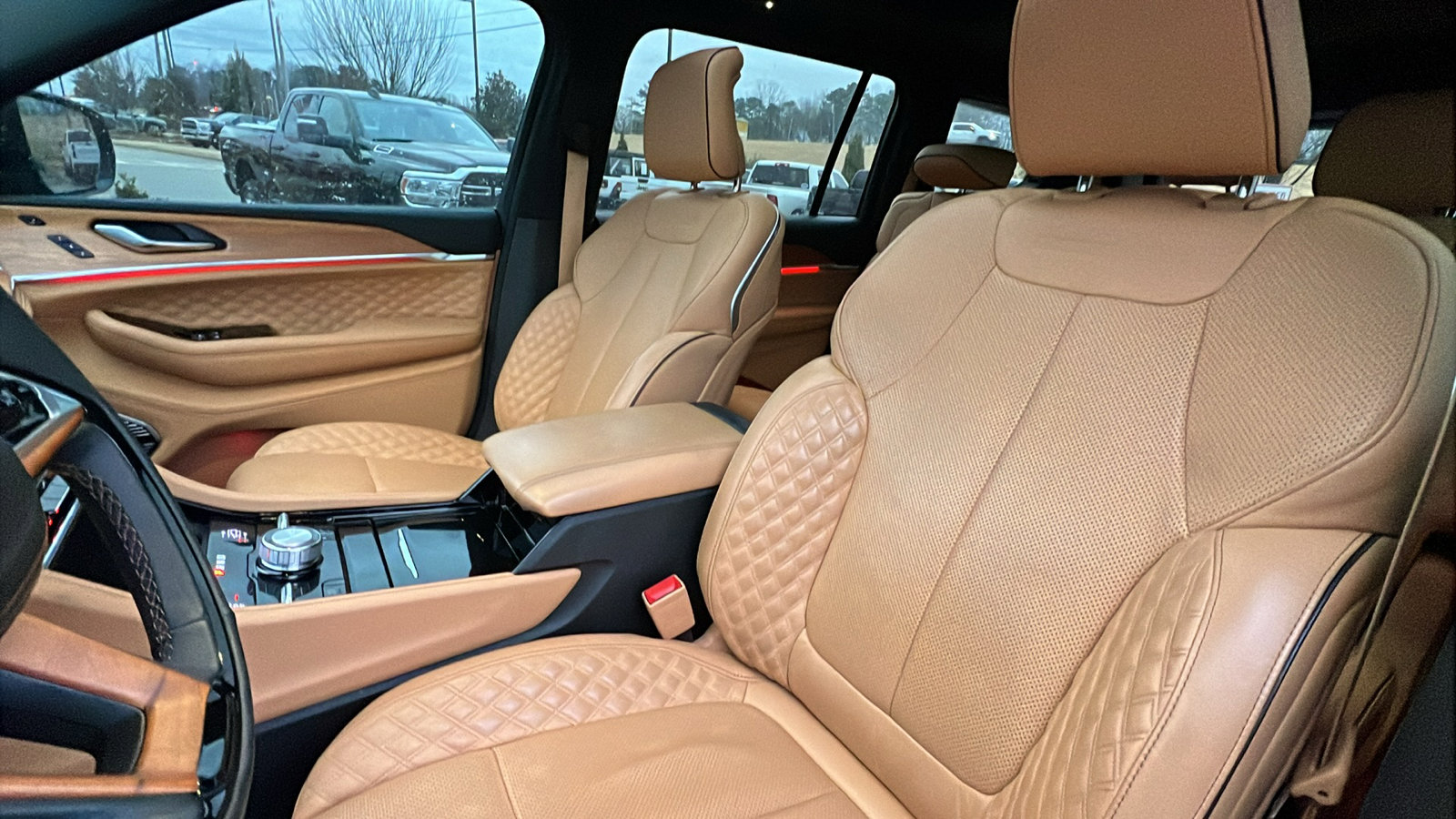 Used 2024 Jeep Grand Cherokee L Summit image 18