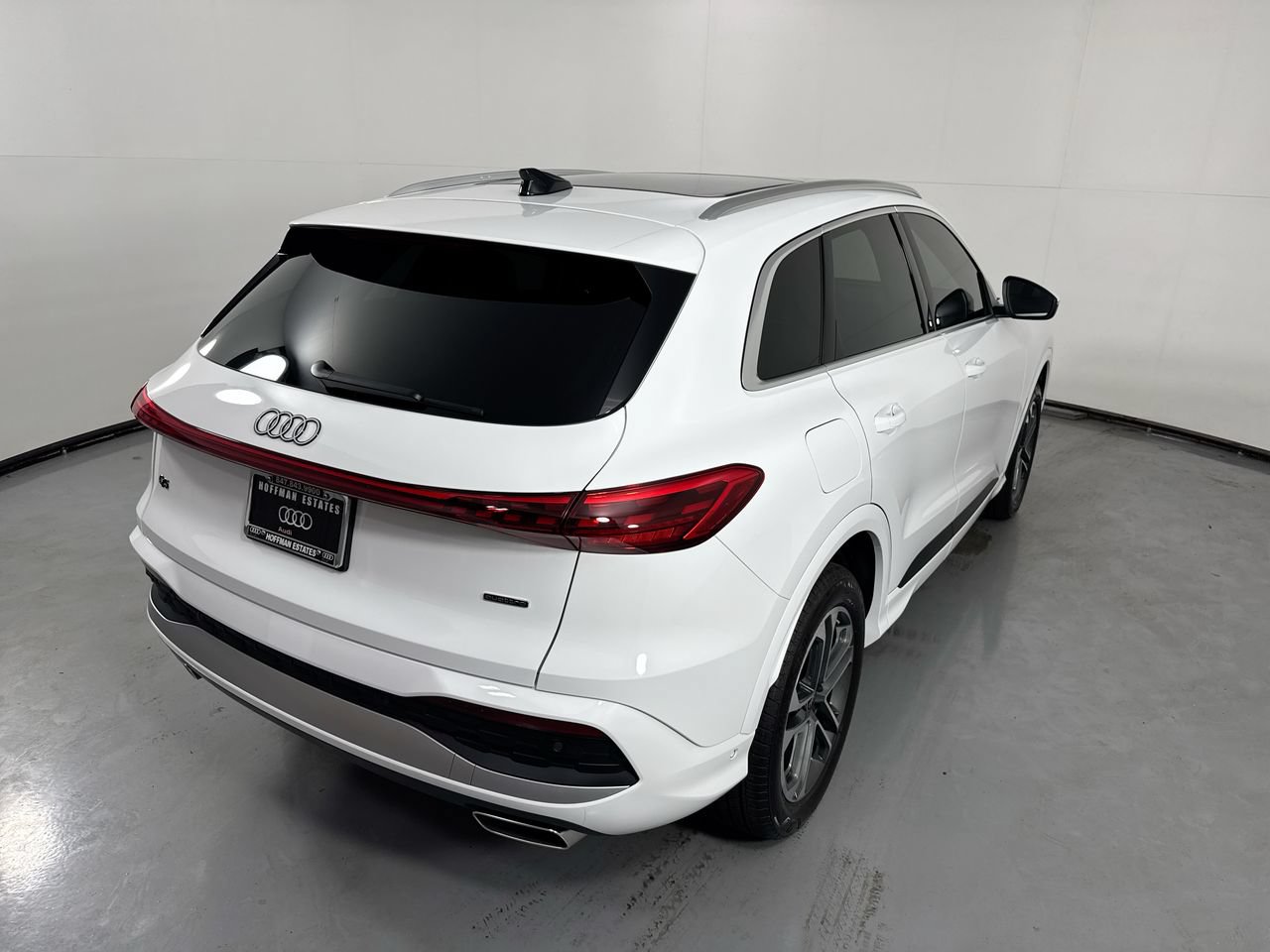 Used 2025 Audi Q5 Premium Plus w/ Premium Plus AWD/4WD image 37