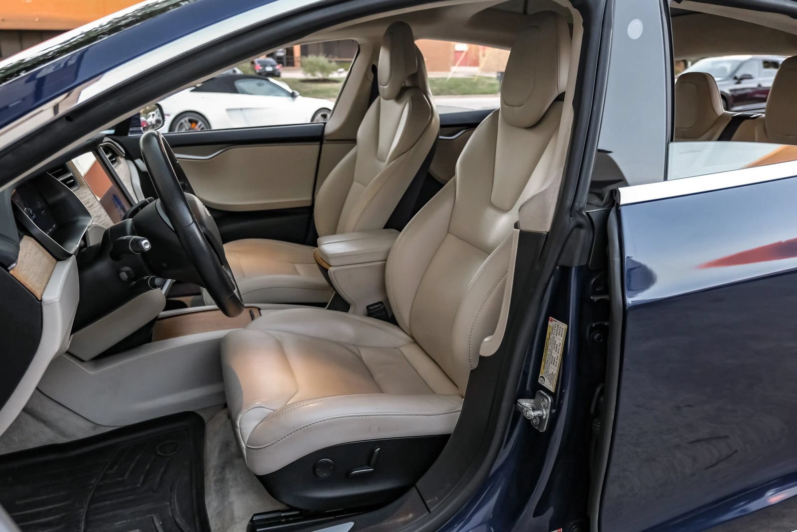 Used 2018 Tesla Model S 75D AWD/4WD image 27