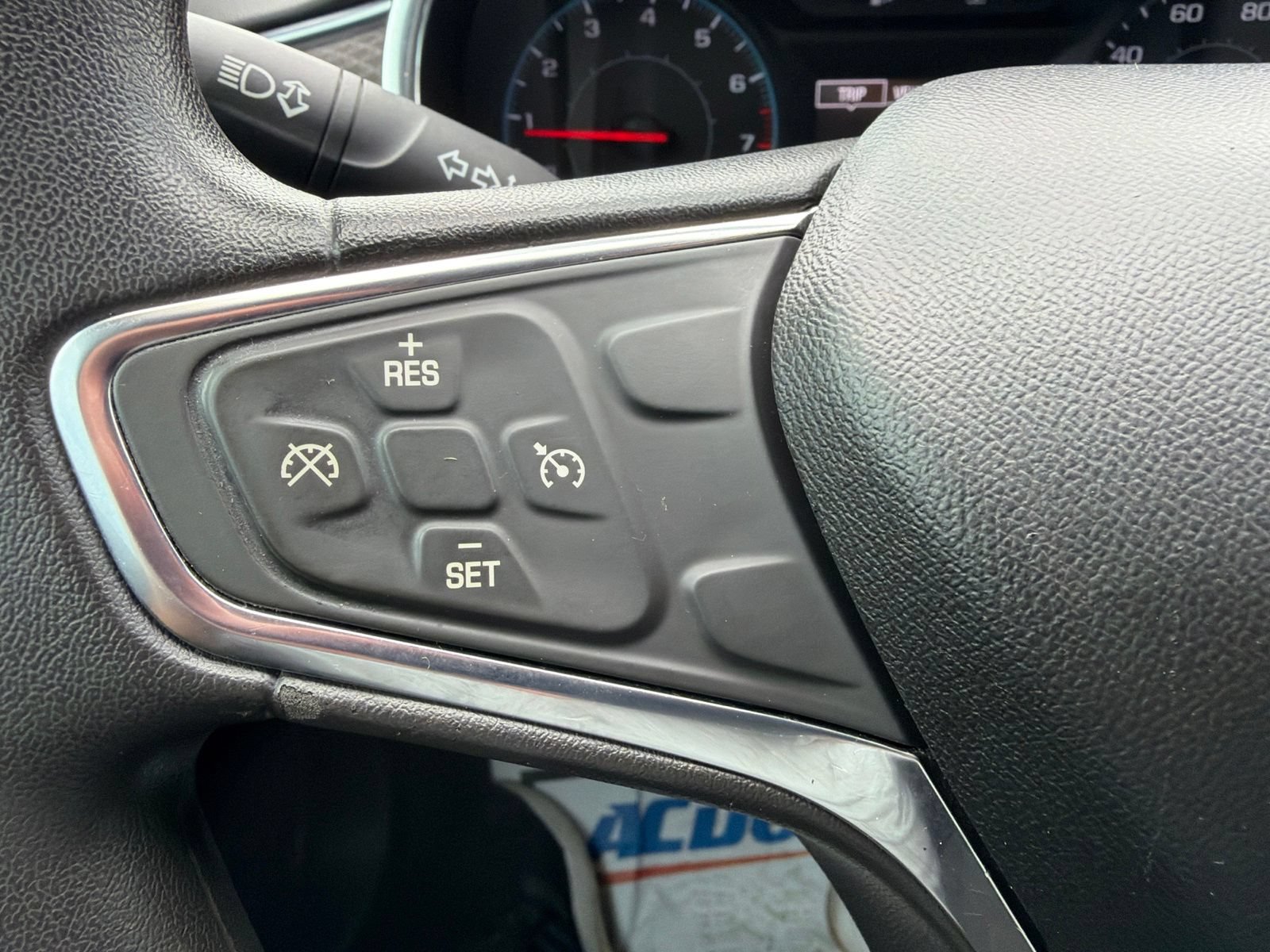 Used 2017 Chevrolet Malibu LT FWD image 13