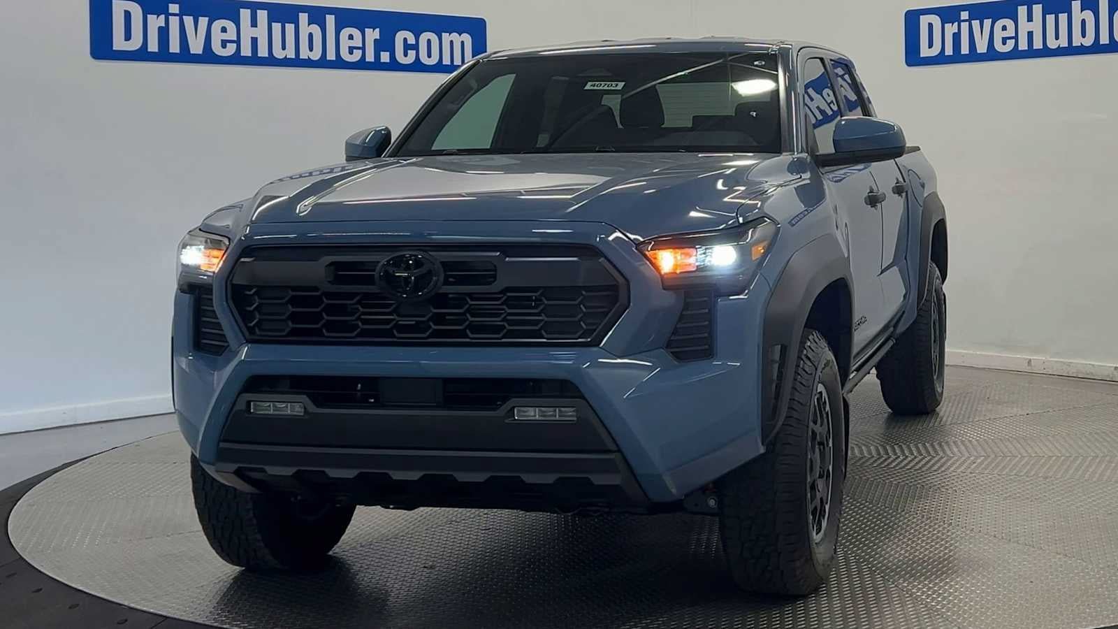 New 2026 Toyota Tacoma TRD Off-Road AWD/4WD image 3