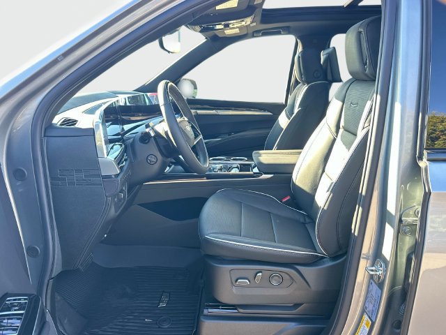 New 2027 Cadillac Escalade ESV Sport w/ Touring Package AWD/4WD image 10