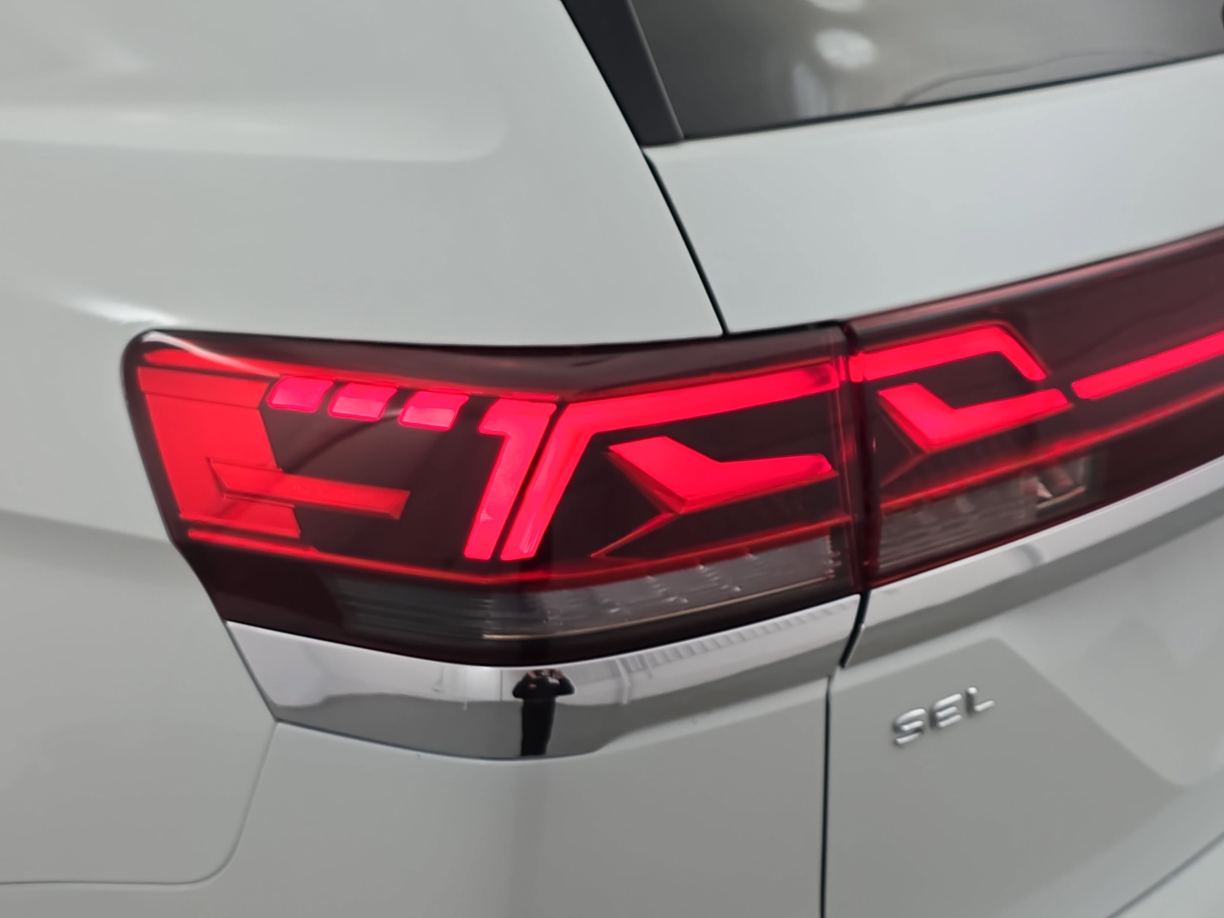 New 2026 Volkswagen Atlas SEL AWD/4WD image 34