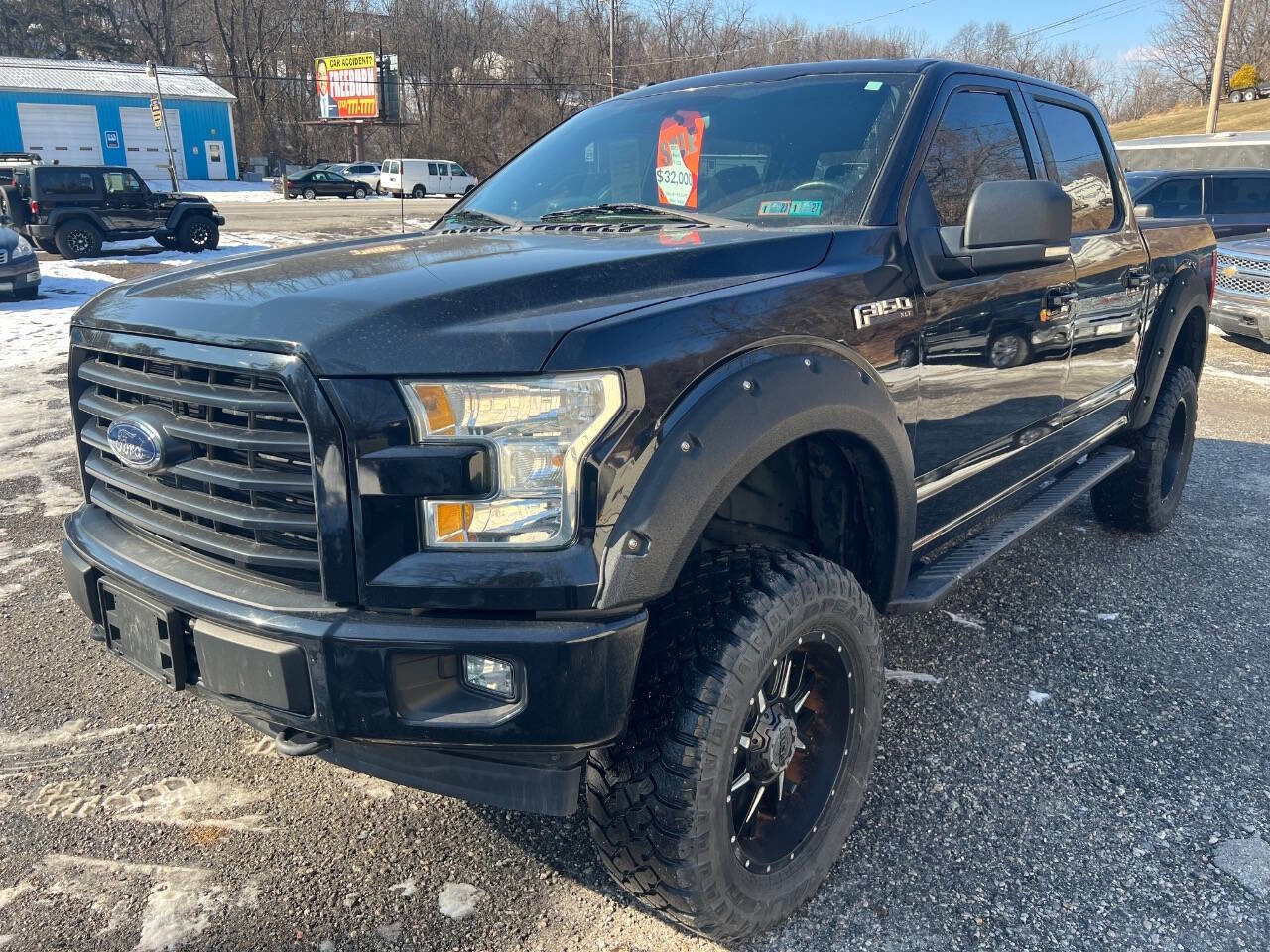Used 2017 Ford F150 XLT w/ Equipment Group 302A Luxury image 13