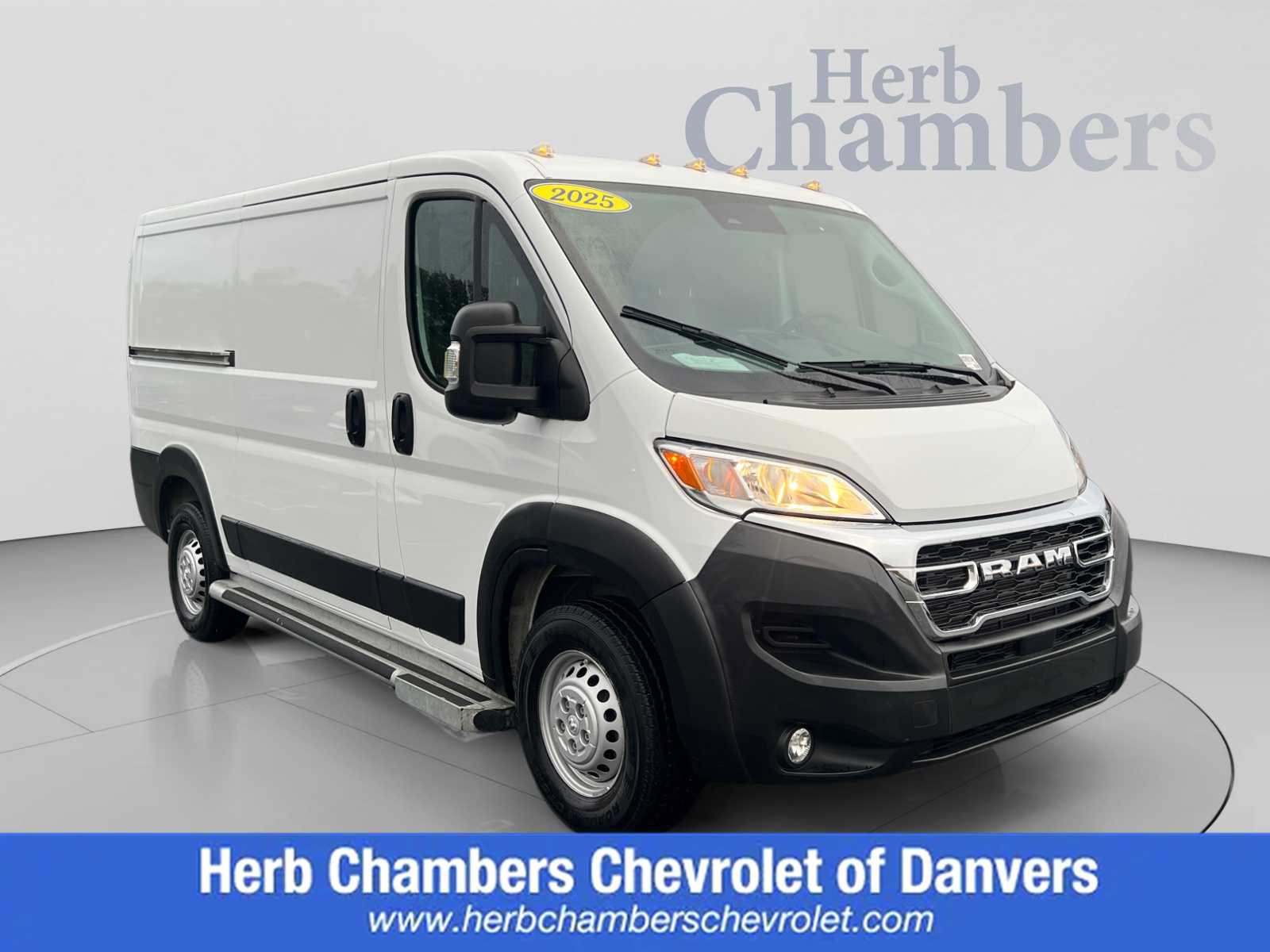 Used 2025 RAM ProMaster 2500 w/ U-Haul Equipment Group FWD image 1