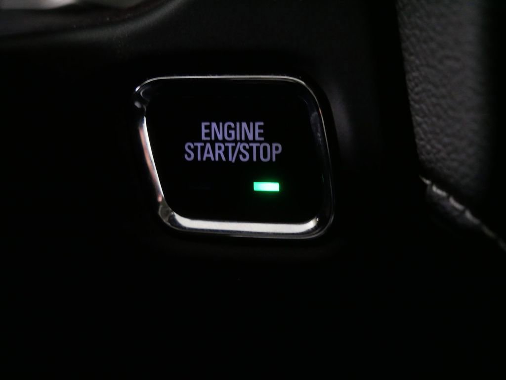 Used 2022 GMC Acadia Denali w/ Denali Ultimate Package image 24