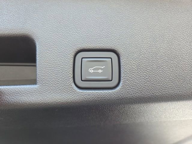 Used 2026 Chevrolet Traverse RS AWD/4WD image 50