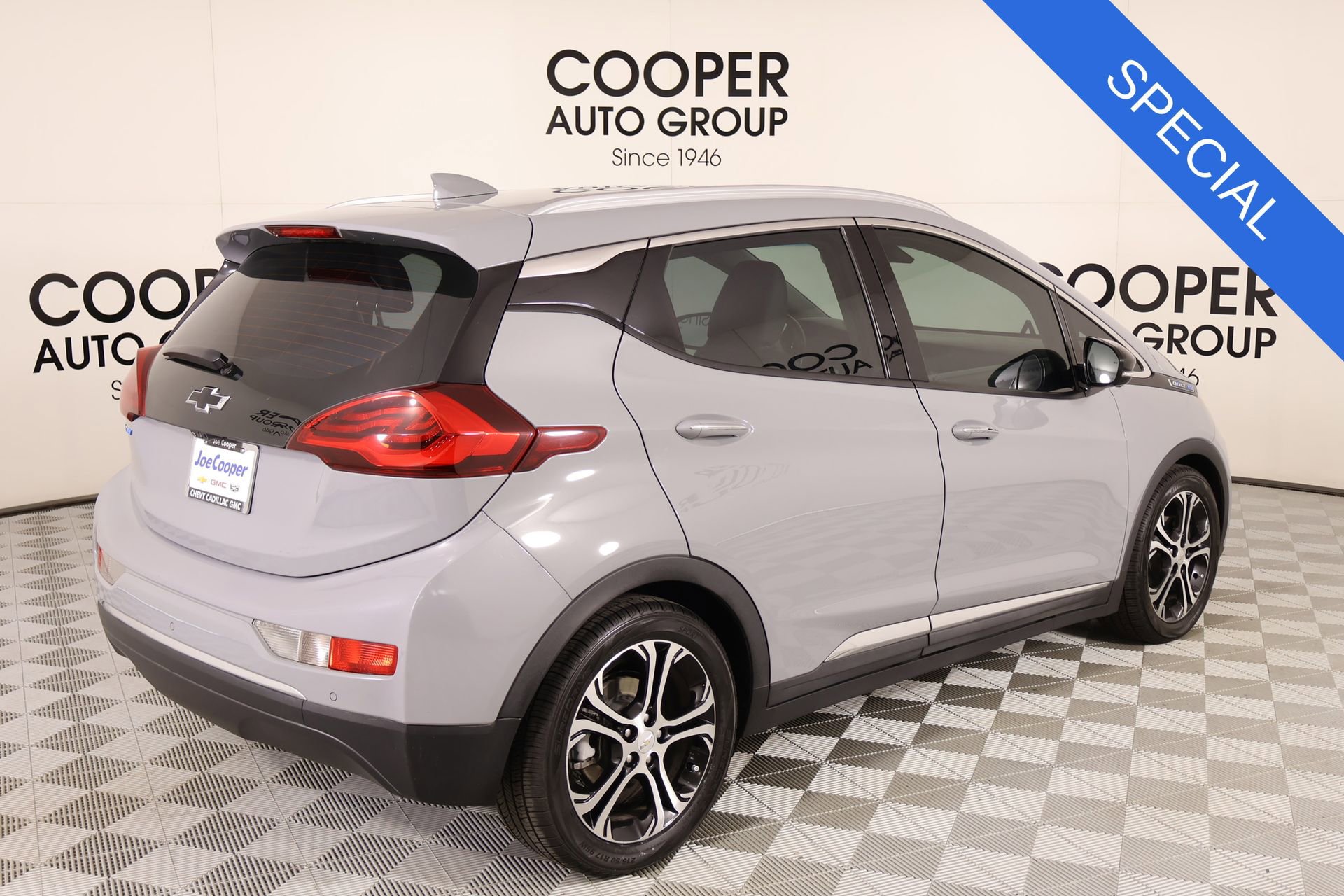 Used 2020 Chevrolet Bolt Premier w/ Infotainment Package image 20