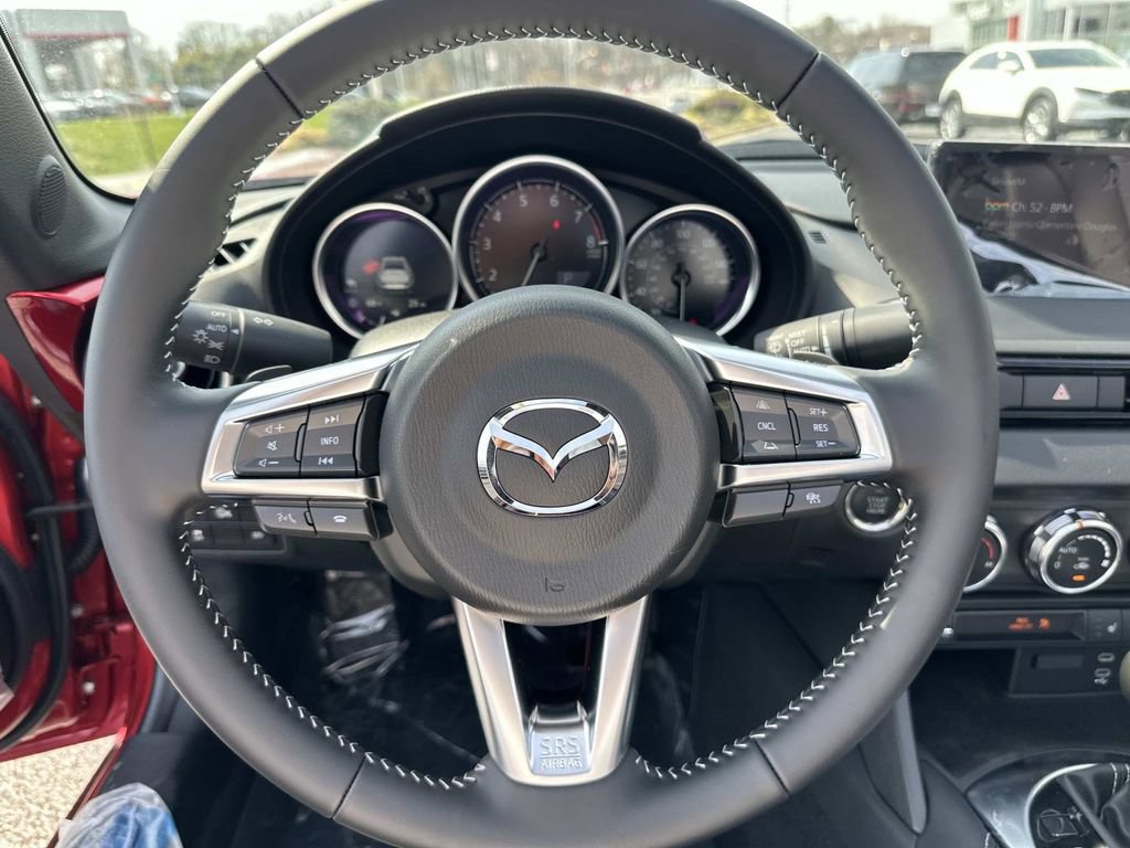 New 2026 MAZDA MX-5 Miata RF Grand Touring RWD image 18