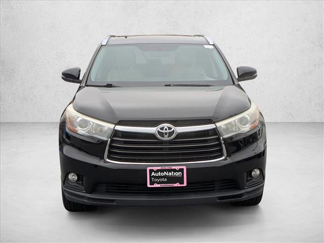 Used 2016 Toyota Highlander XLE image 2
