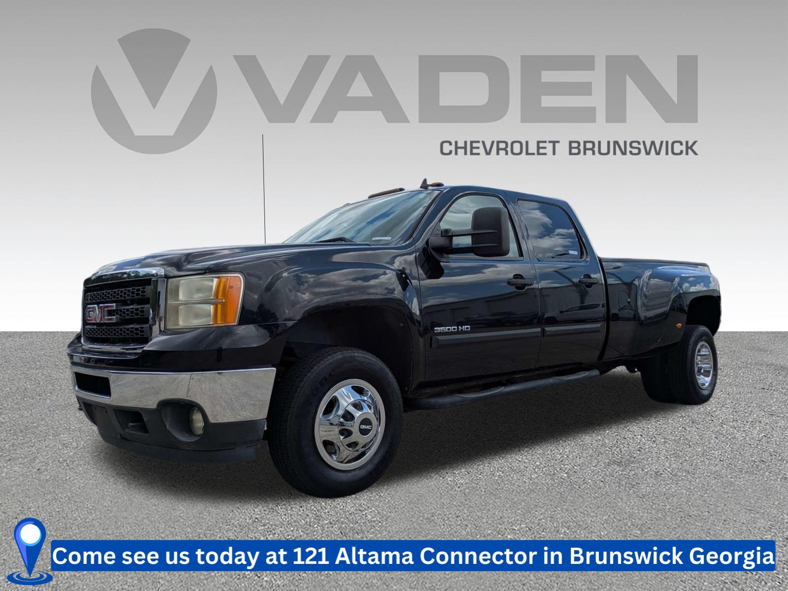 Used 2011 GMC Sierra 3500 SLE w/ SLE Preferred Package