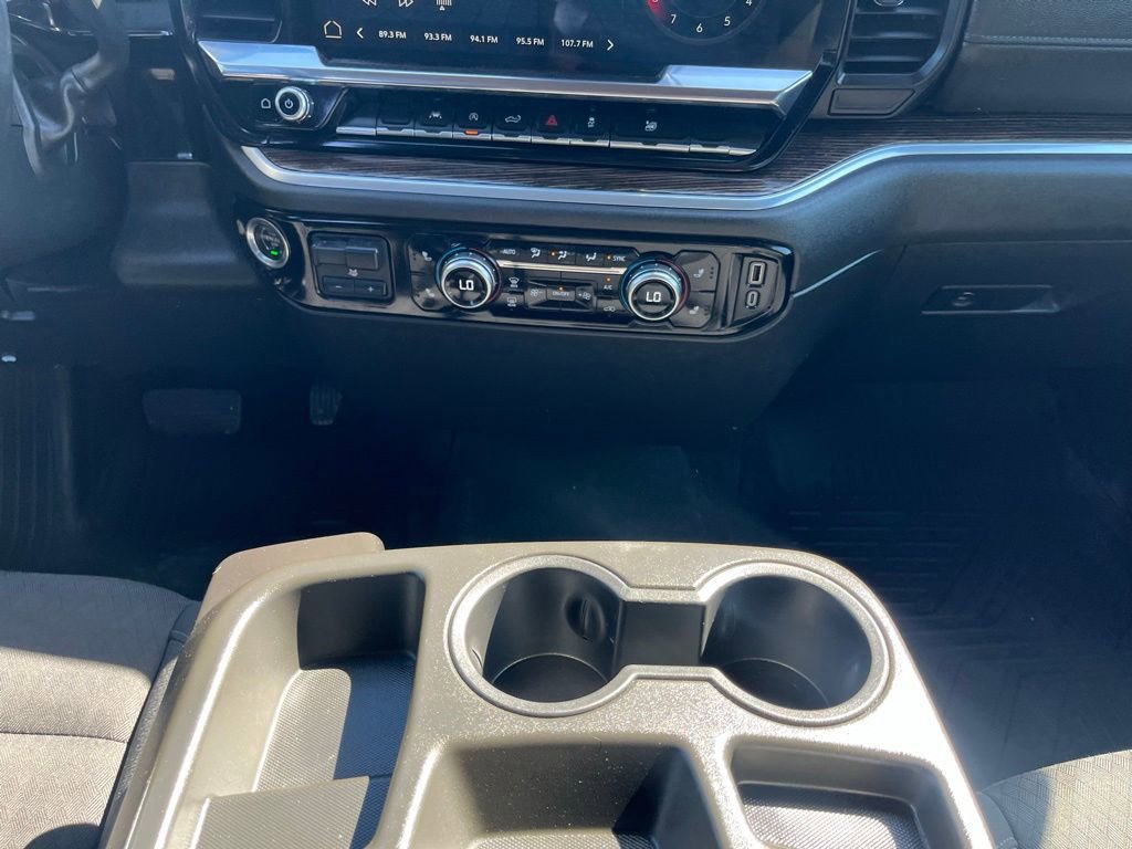 Used 2023 GMC Sierra 1500 Elevation image 37