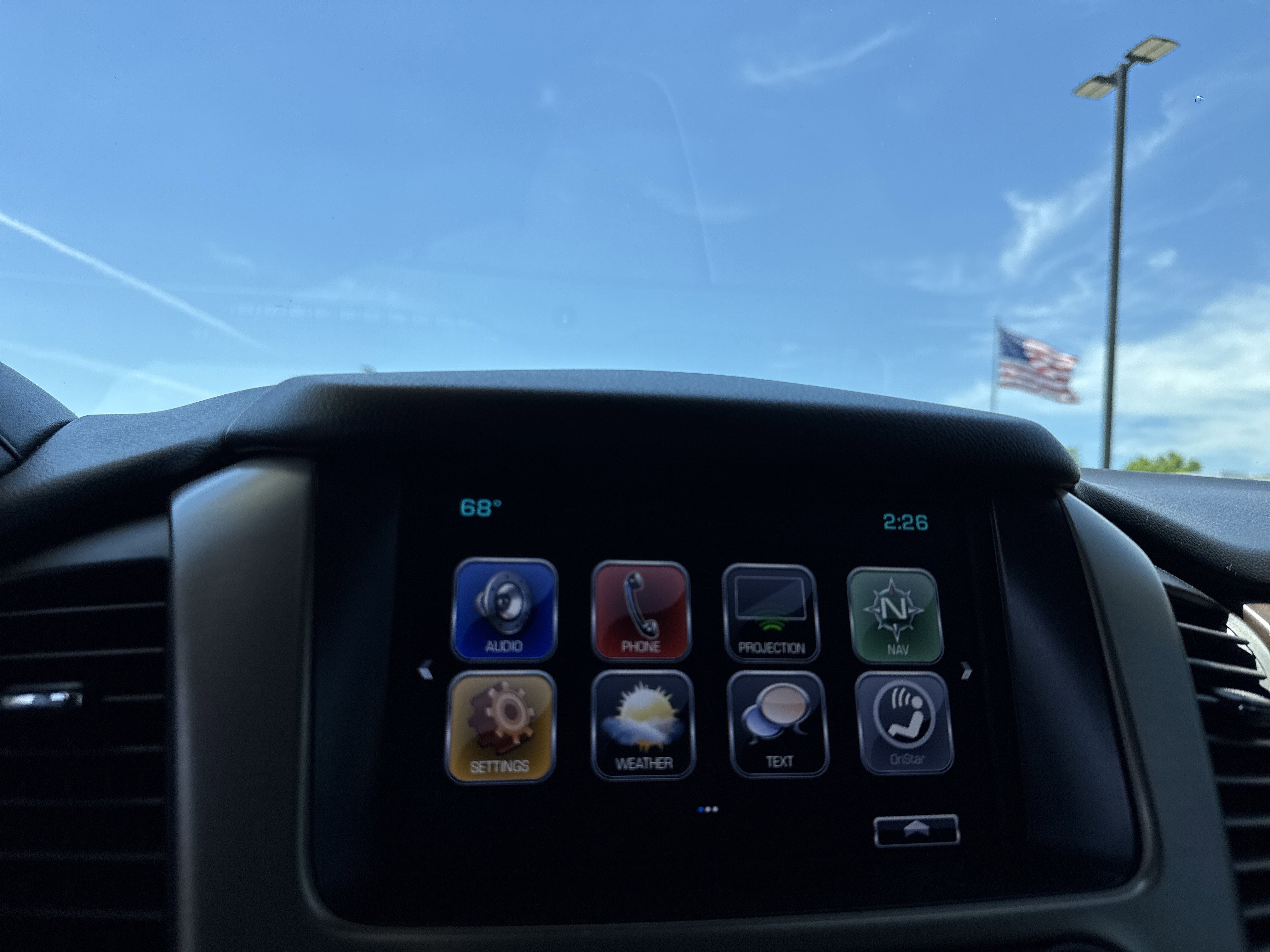 Used 2018 GMC Yukon XL Denali RWD image 25