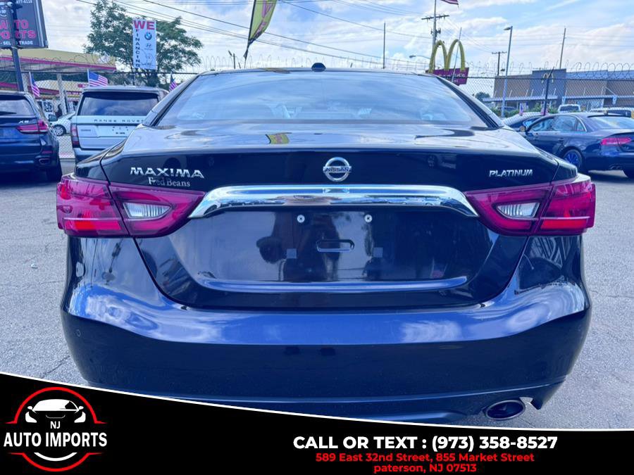 Used 2016 Nissan Maxima Platinum w/ Interior Lighting Package image 11