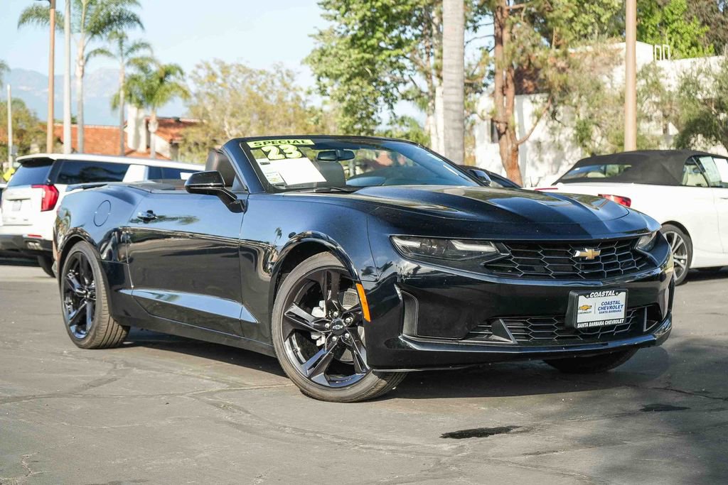 Used 2023 Chevrolet Camaro LT w/ Technology Package image 8