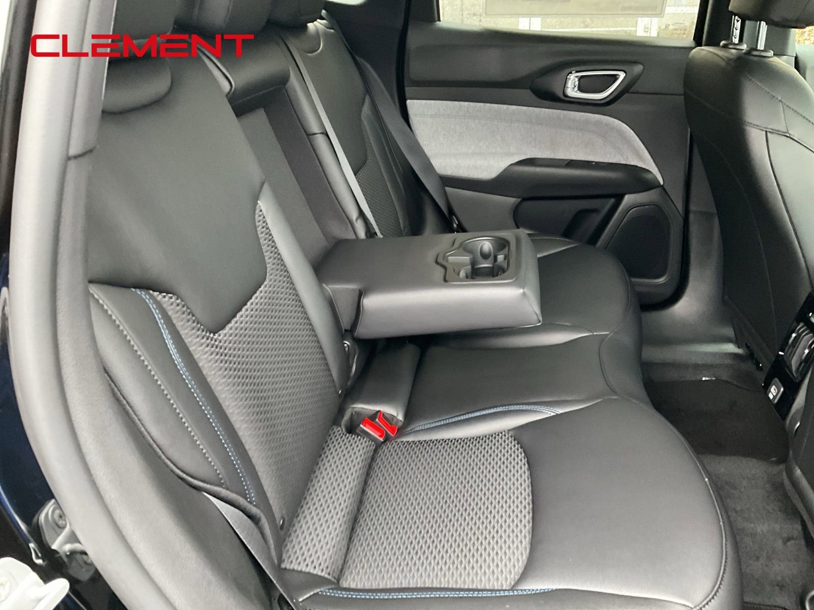 New 2026 Jeep Compass Latitude image 20